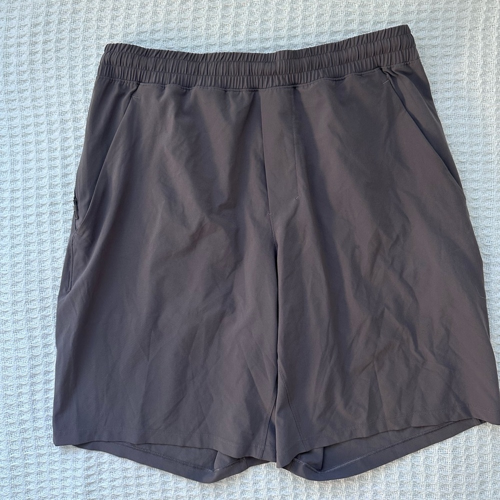 lululemon athletica Men's Athletic Shorts - Dark Gray